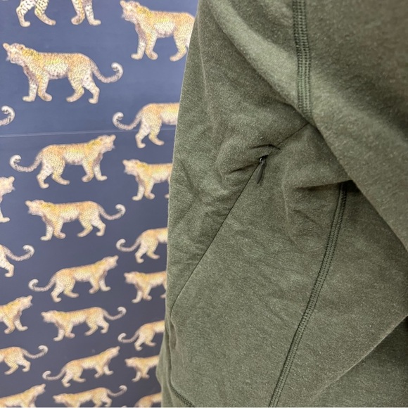 Lululemon After Asana Pullover - Picture 3 of 6